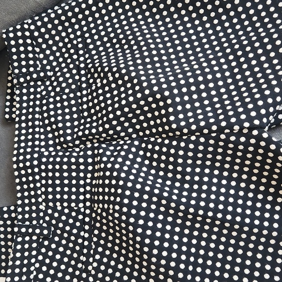 Abercrombie & Fitch Women's Black and White Patterned Chinos - Picture 5 of 5